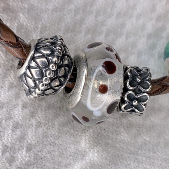 684E GENUINE PANDORA STERLING SILVER
CLEAR POLKA DOT BLACK WHITE CHARM 790692 - Picture 2 of 8